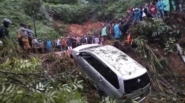 tragedi-di-lebong-longsor-hebat-dan-jurang-maut