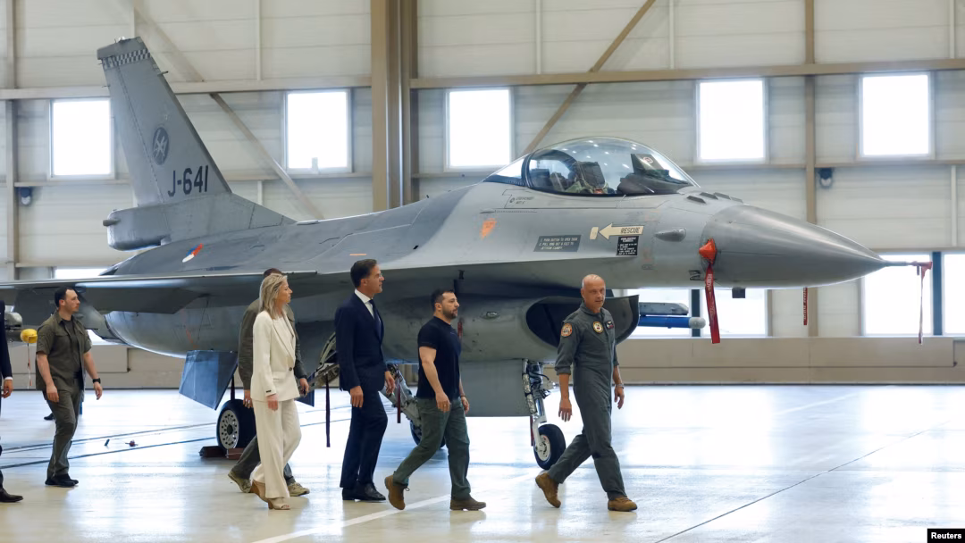 An F-16 jet conducts air-to-ground maneuvers, demonstrating its precision and adaptability in combat.