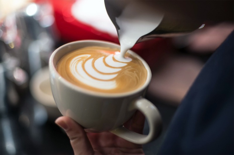 creating-latte-art-the-art-and-safety-of-avoiding 