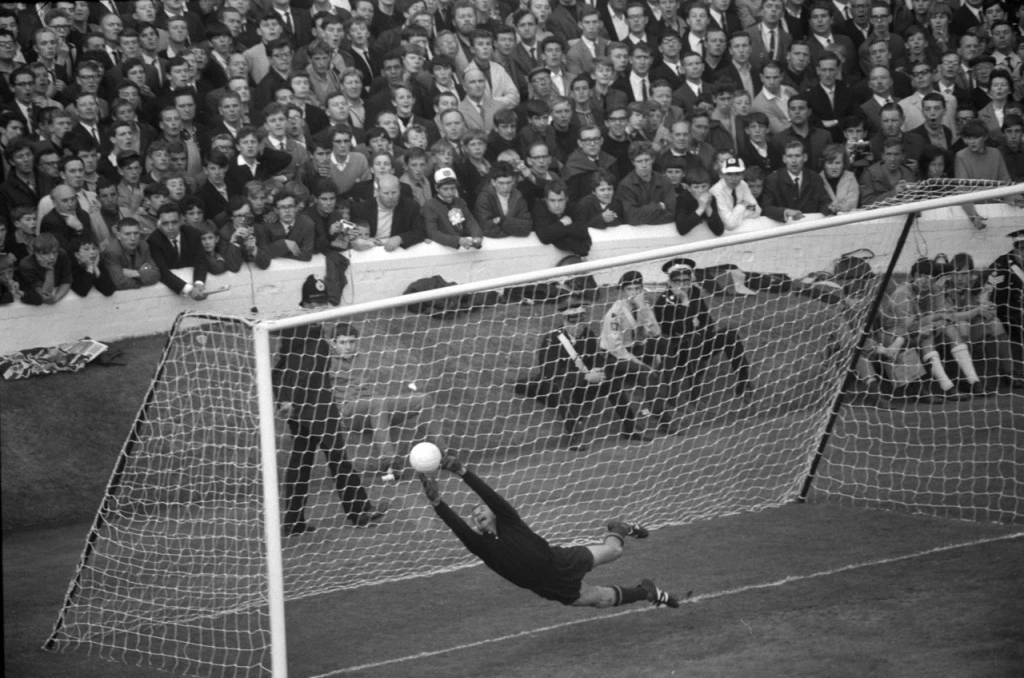 Lev Yashin Elevating the Goalkeeper