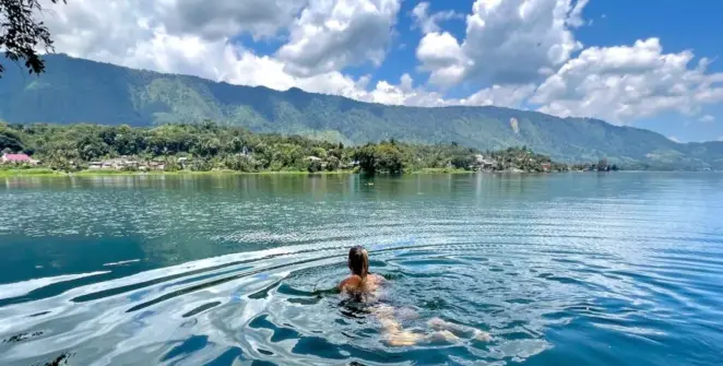 Exploring the Attractions and Activities Around Lake Toba