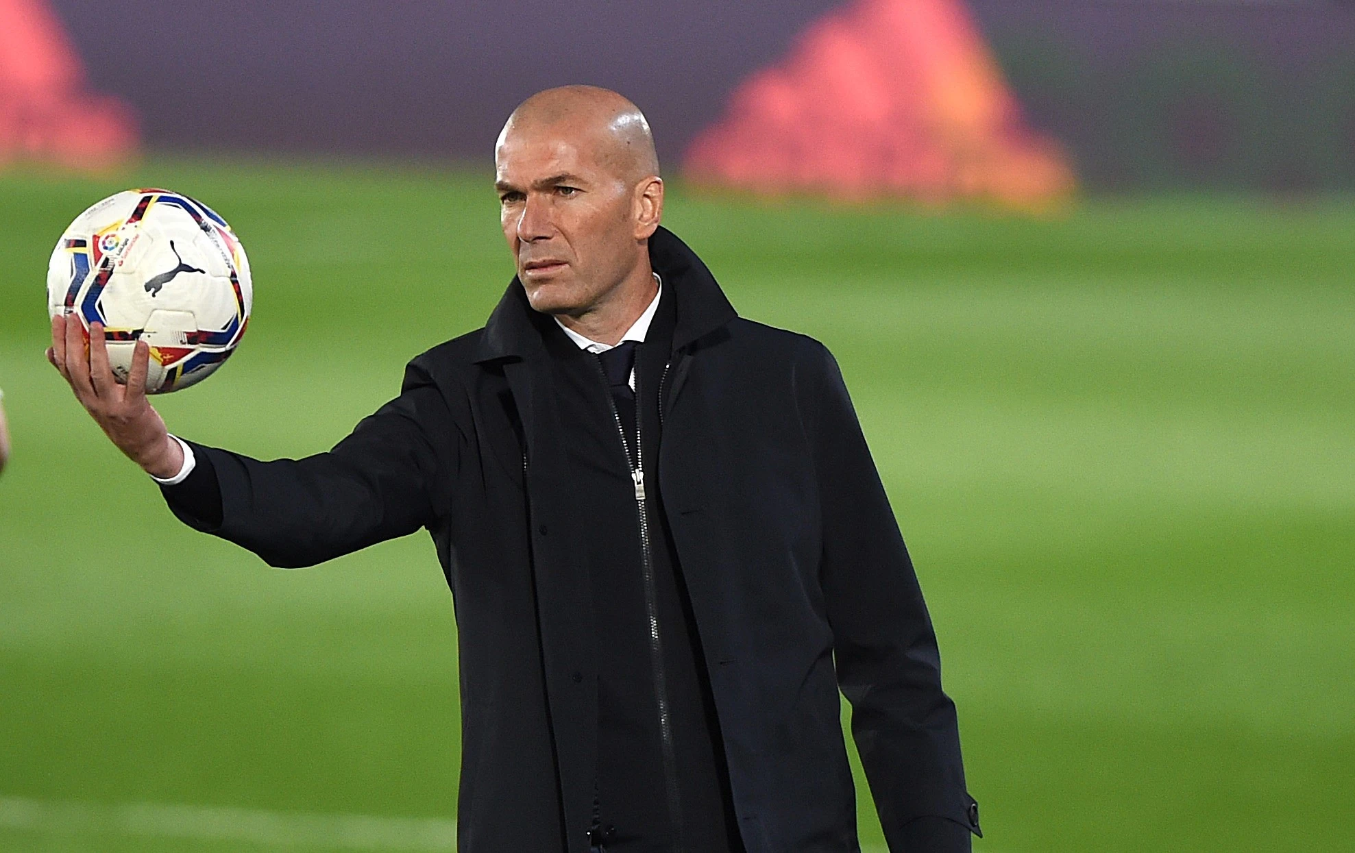 The Zidane effect on Ascione