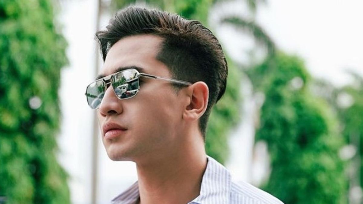 Kehidupan Pribadi dan Hubungan dengan Keluarga