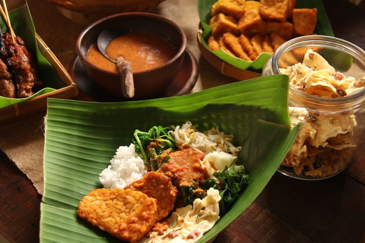 pecel-kelezatan-tradisional-yang-penuh-gizi