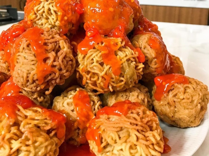bola-bola-mie-camilan-lezat-yang-menggugah-selera