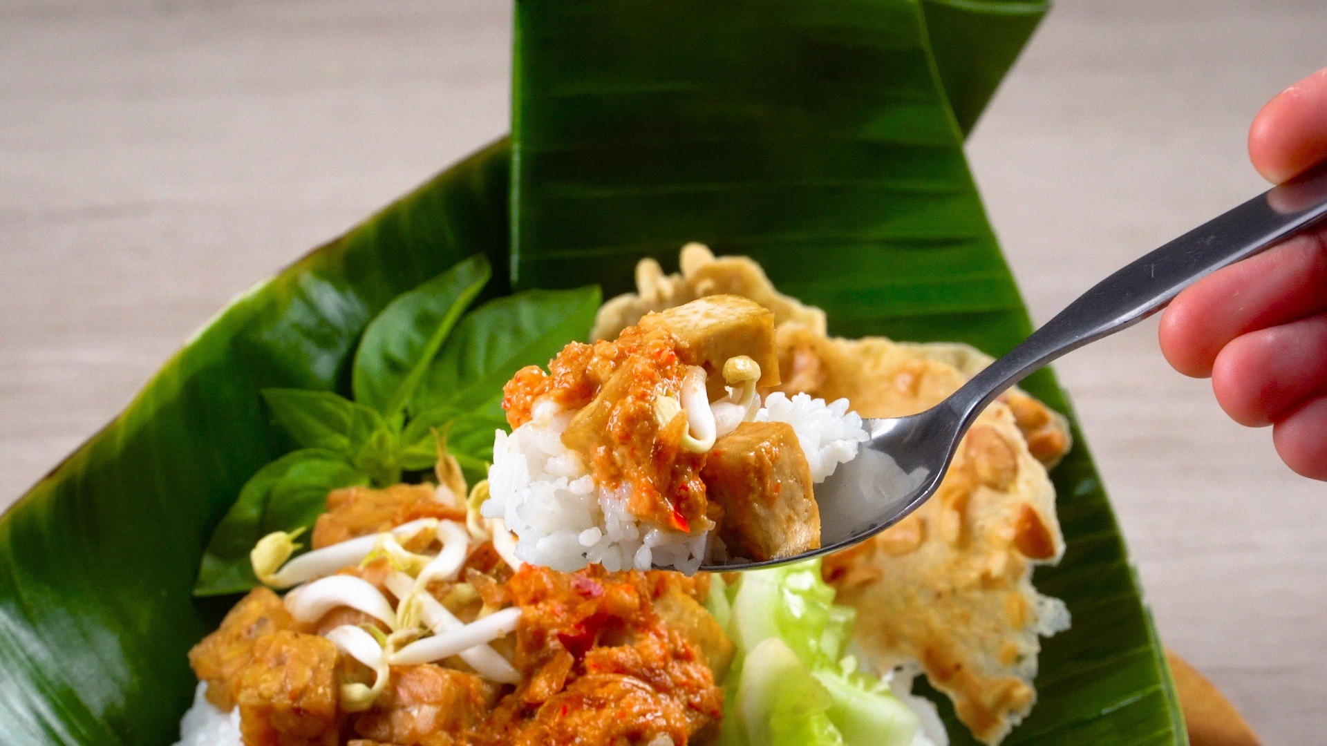 Nasi Lengko: Lezat Ala Warung Pinggir Jalan, Rasanya Bintang Lima