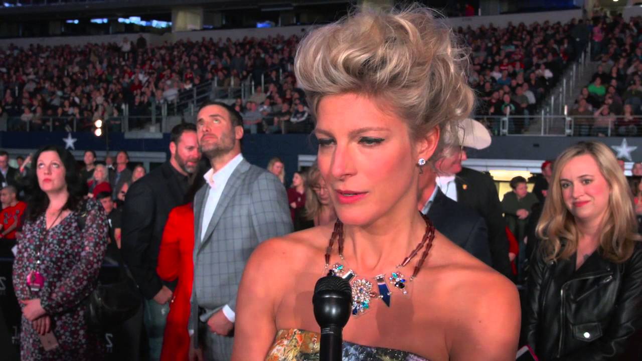 Akar Seni Alexia Barlier