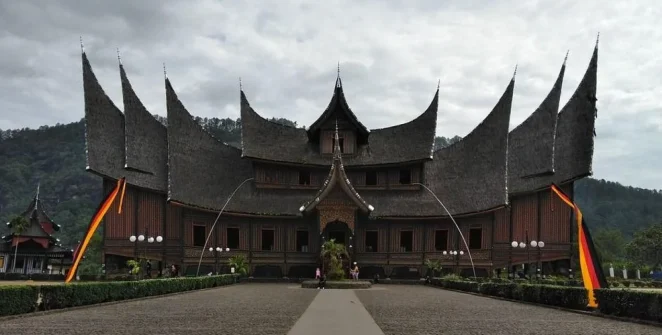 Rumah Gadang Minangkabau