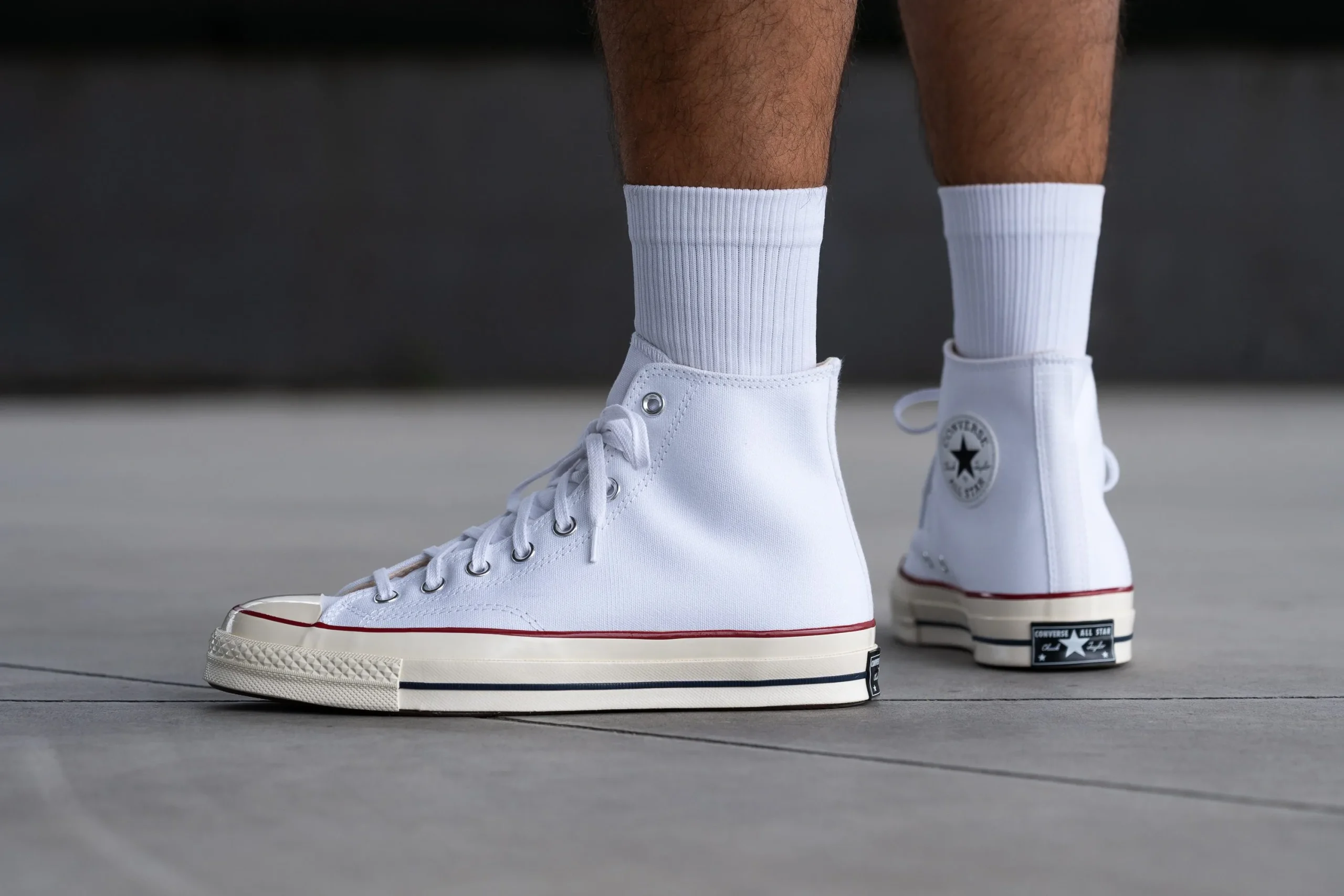 sepatu converse chuck